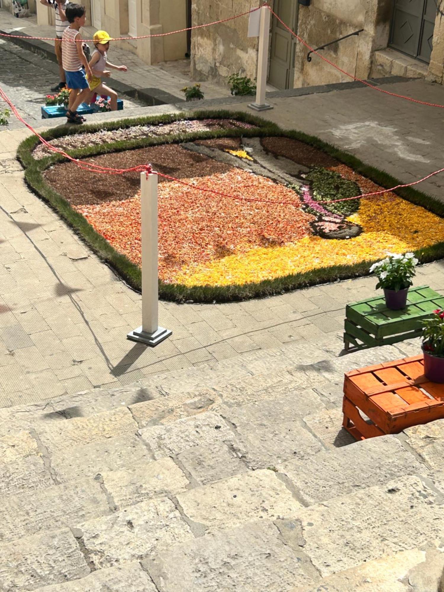 Ferienwohnung La Naca Piede A Terra Noto Exterior foto